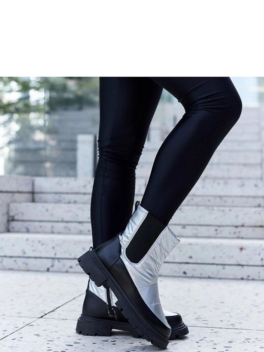 Boots model 205110 Solea 