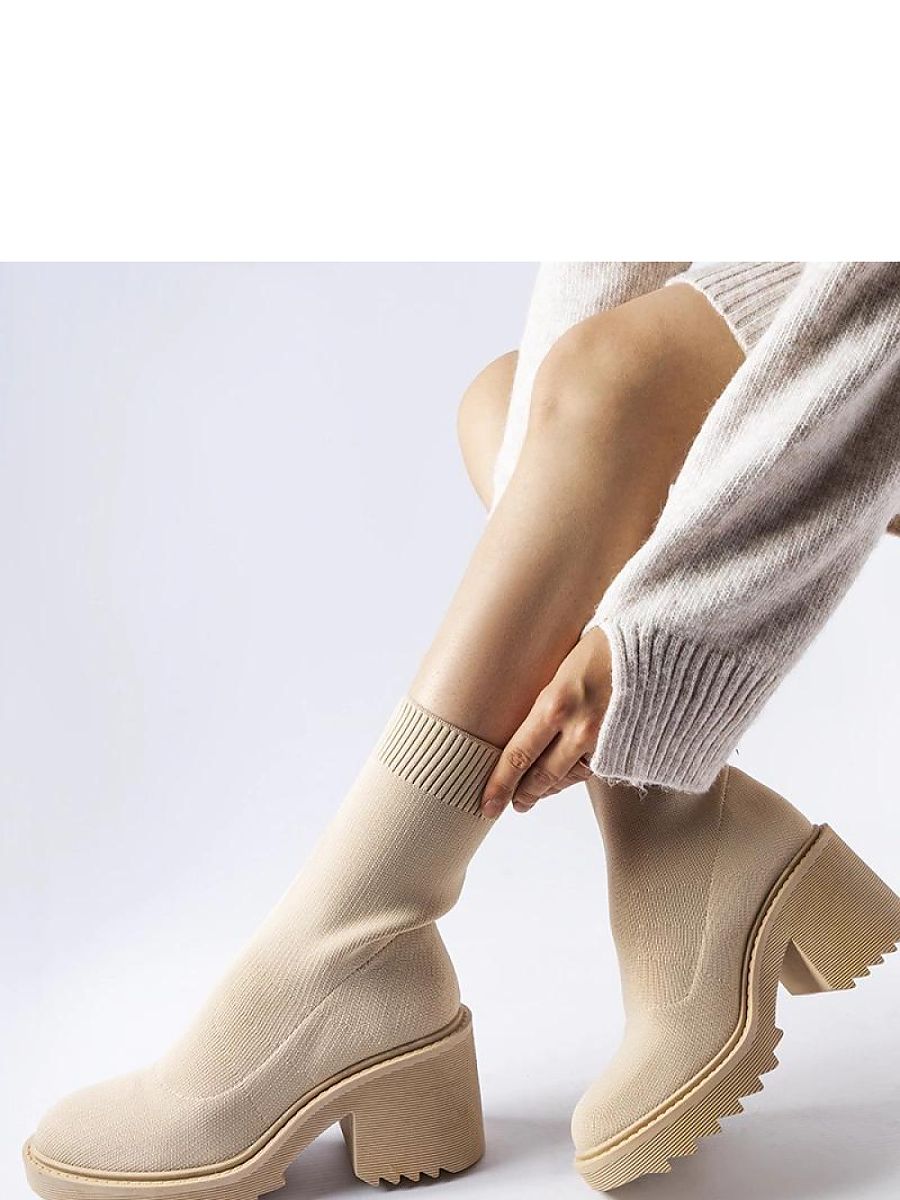 Boty na podpatku  model 206510 Solea 