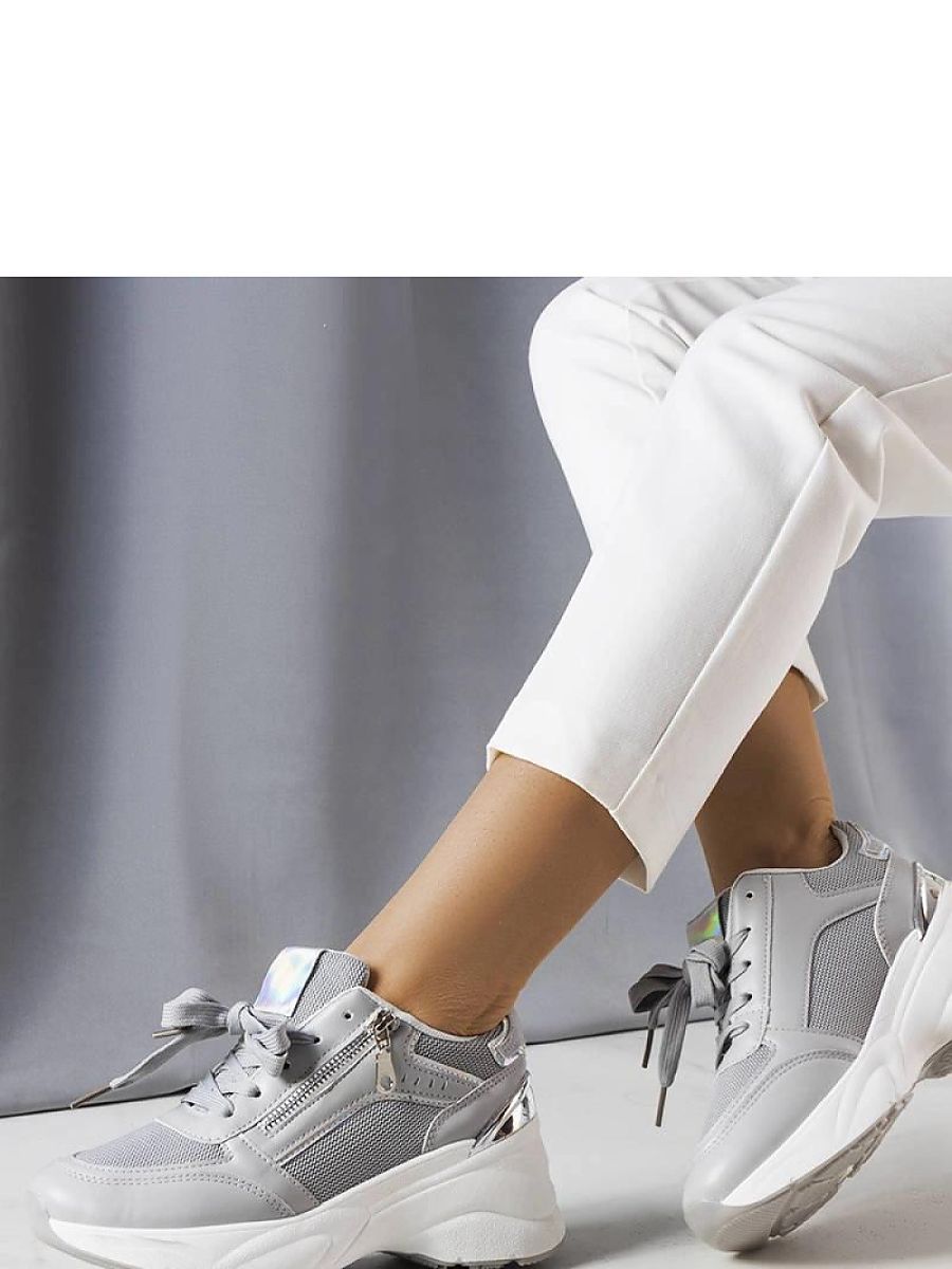 Sneakers model 207203 Solea 