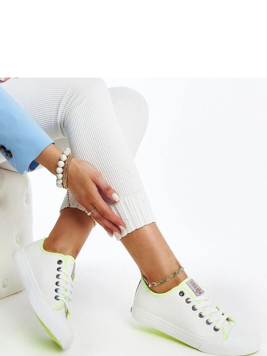 Sneakers model 207350 Solea 