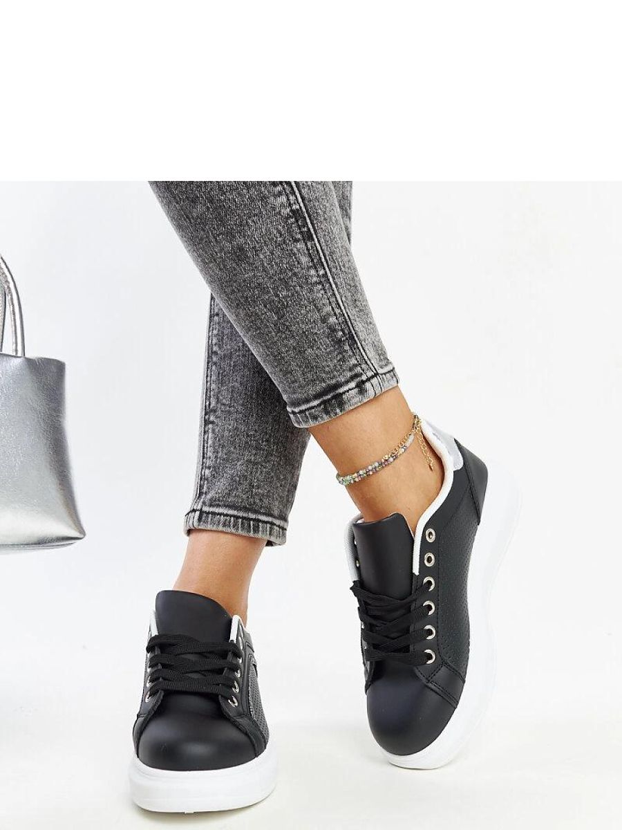 Sneakers model 207400 Solea 