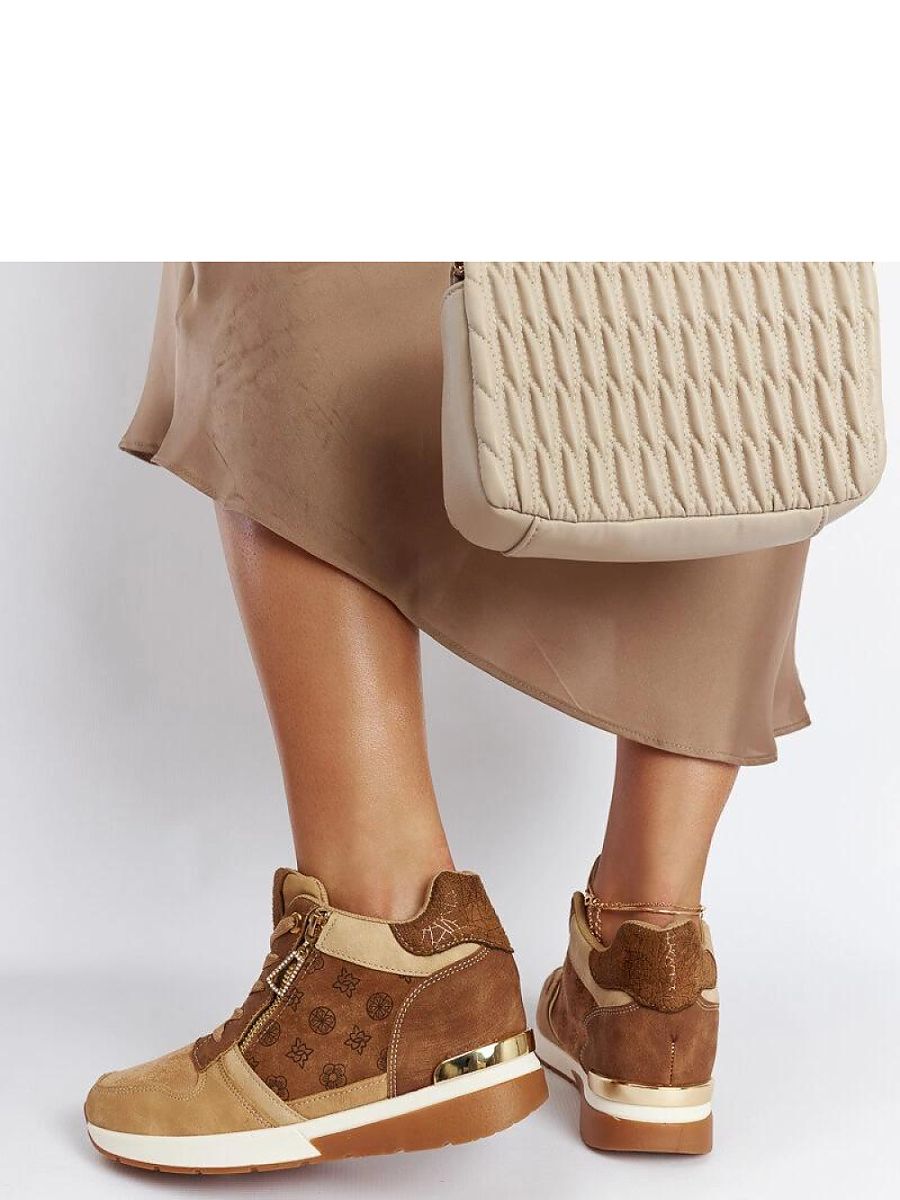 Sneakers model 207558 Solea 