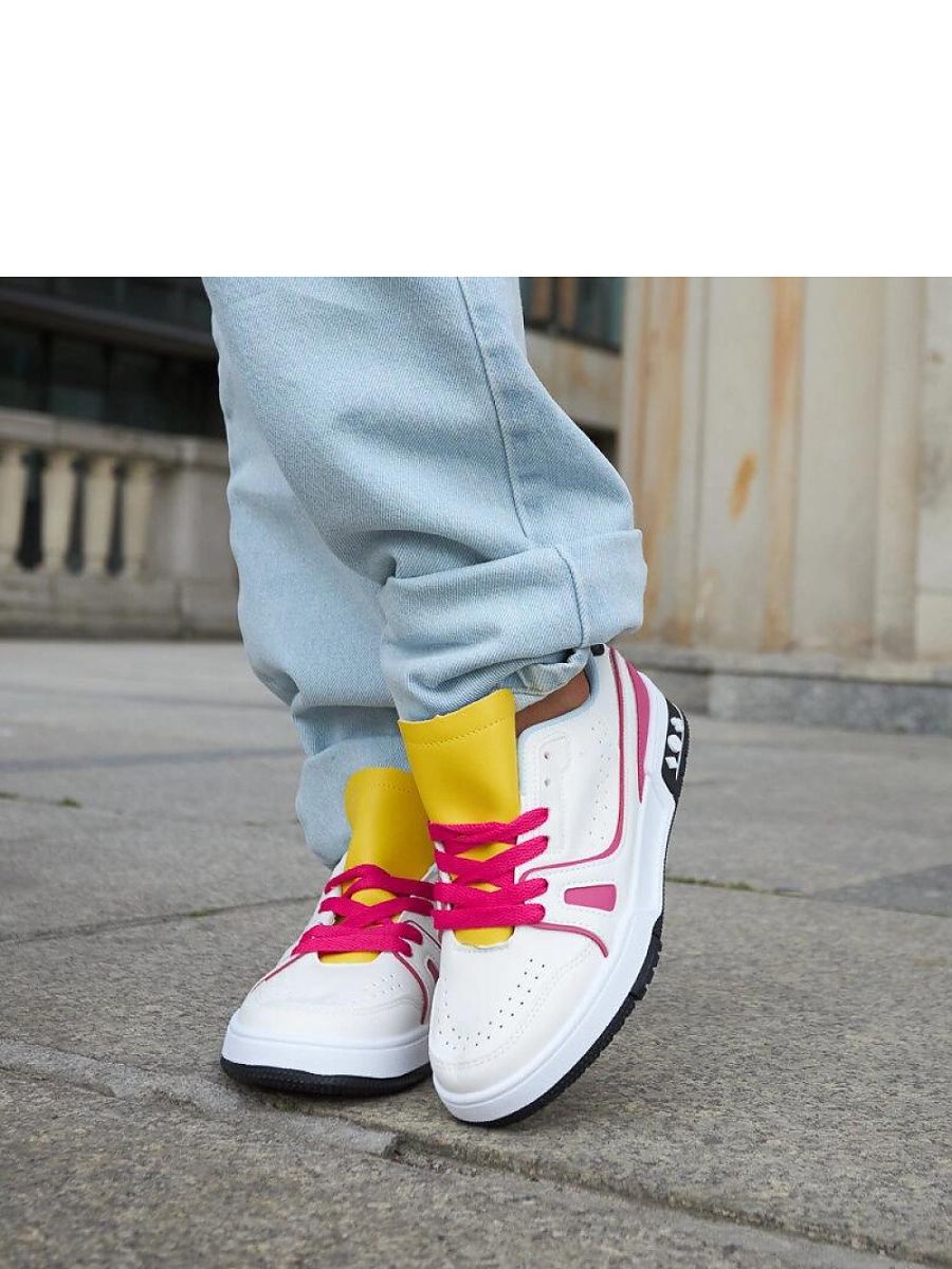 Sneakers model 207670 Solea 