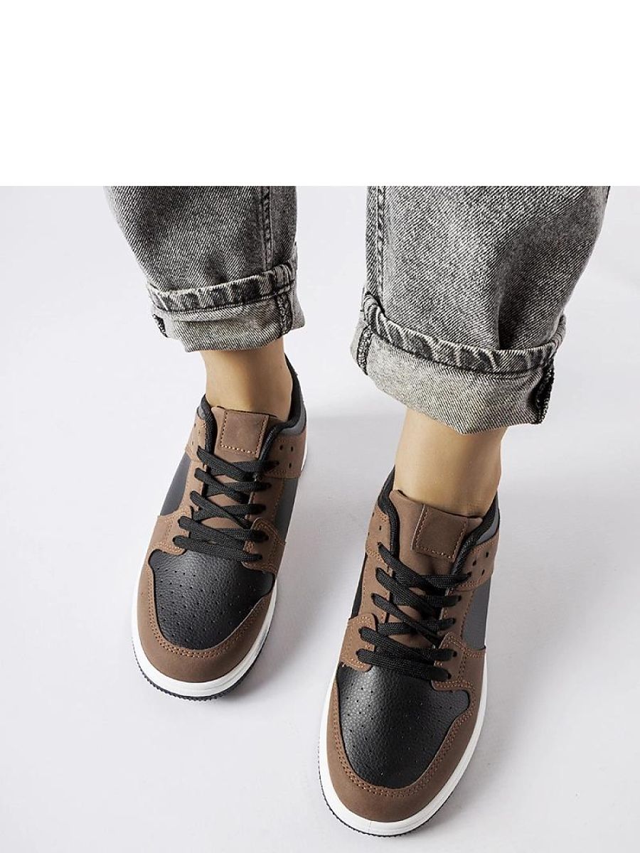 Sneakers model 207707 Solea 