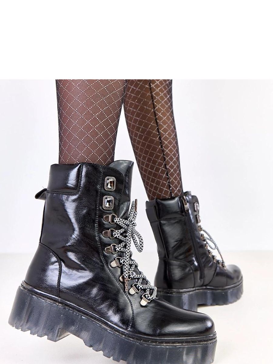 Šněrovací vyšší model 219412 Solea 