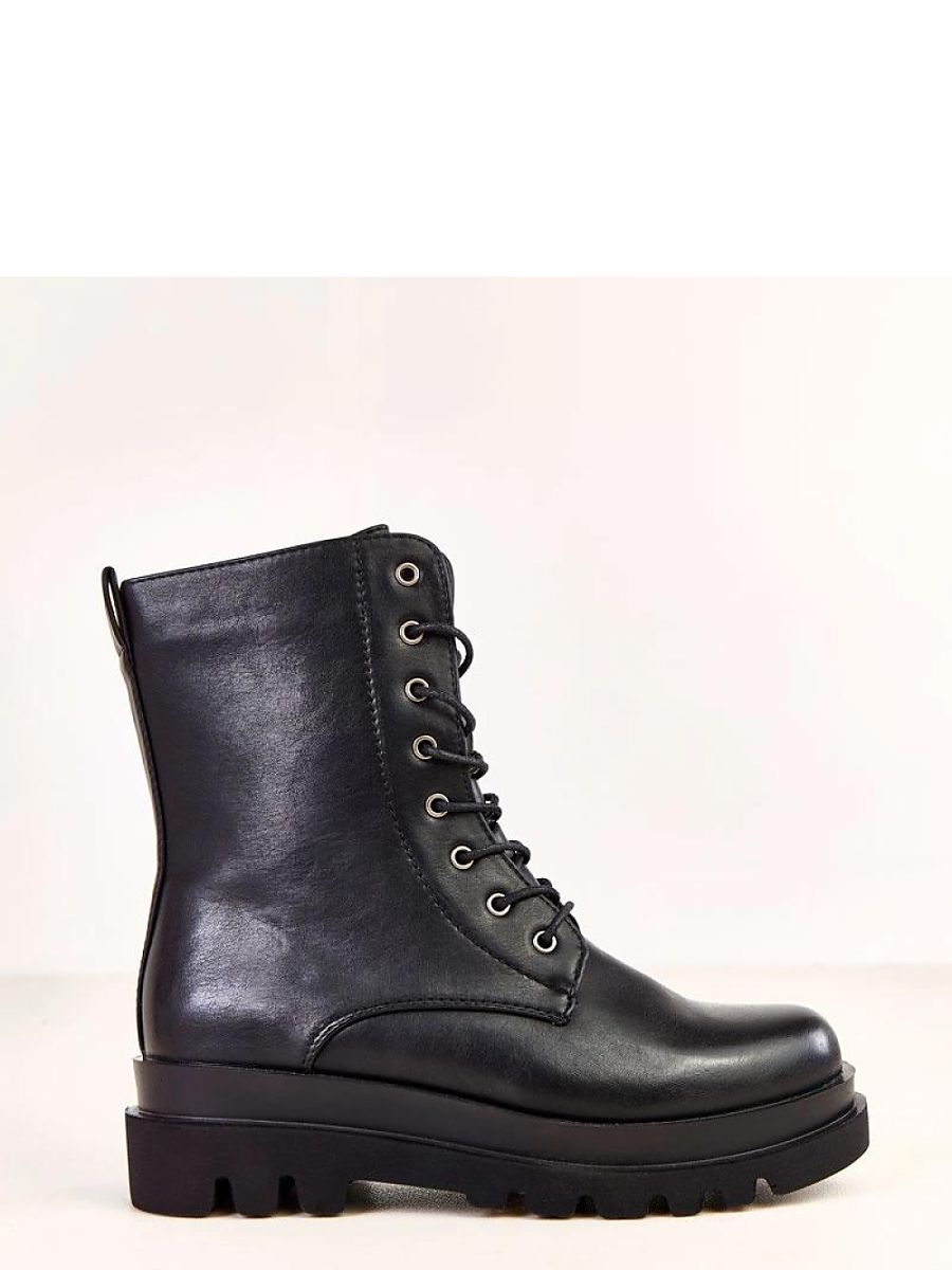 Šněrovací vyšší model 219957 Solea 