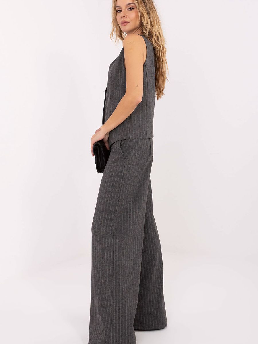 Vesta  model 221438 Rue Paris 