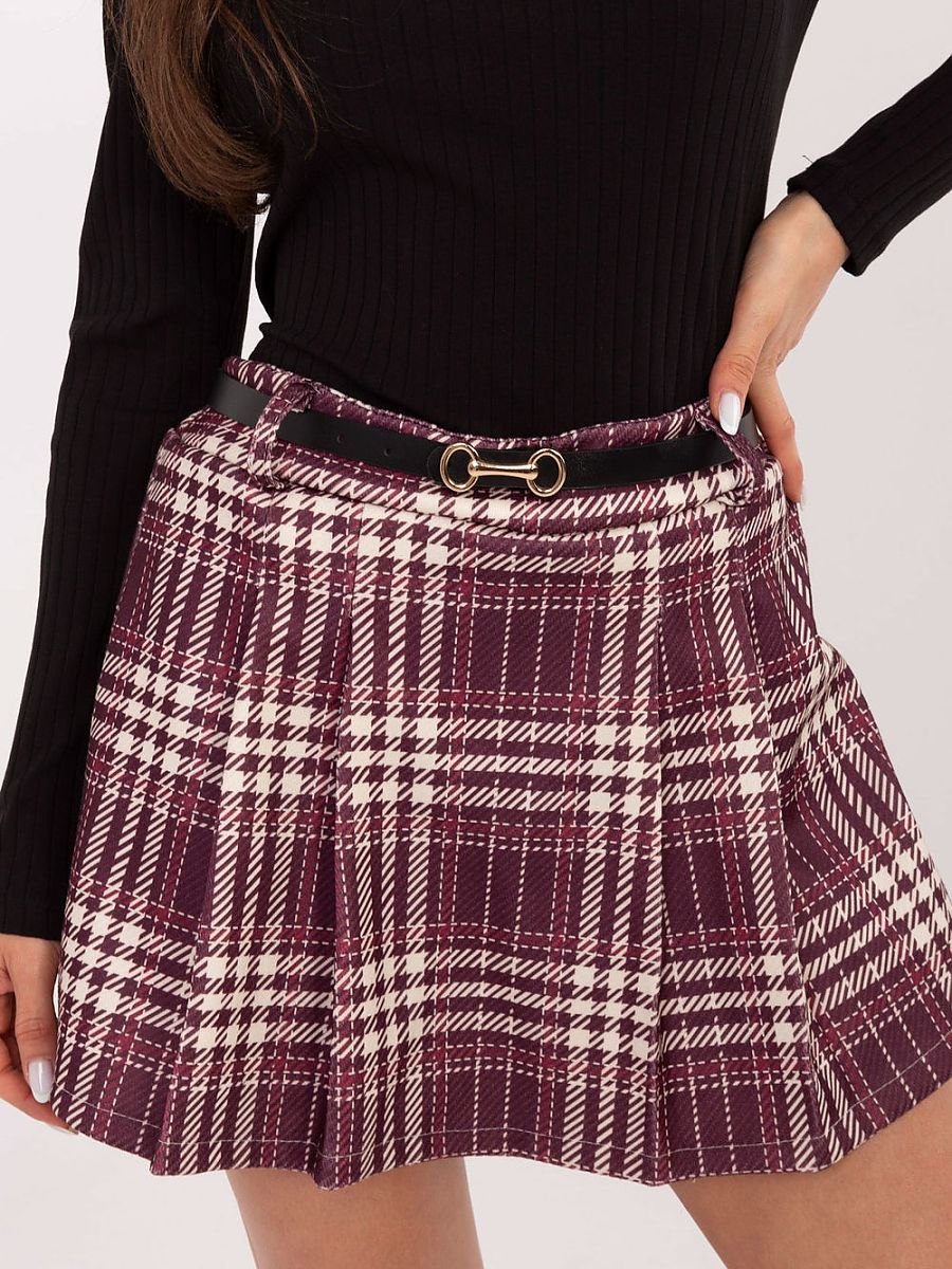 Kraťasy s sukňovou dolní částí model 221571 Italy Moda 