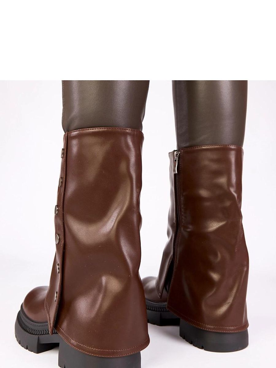 Boty na široké podrážce  model 222354 Solea 