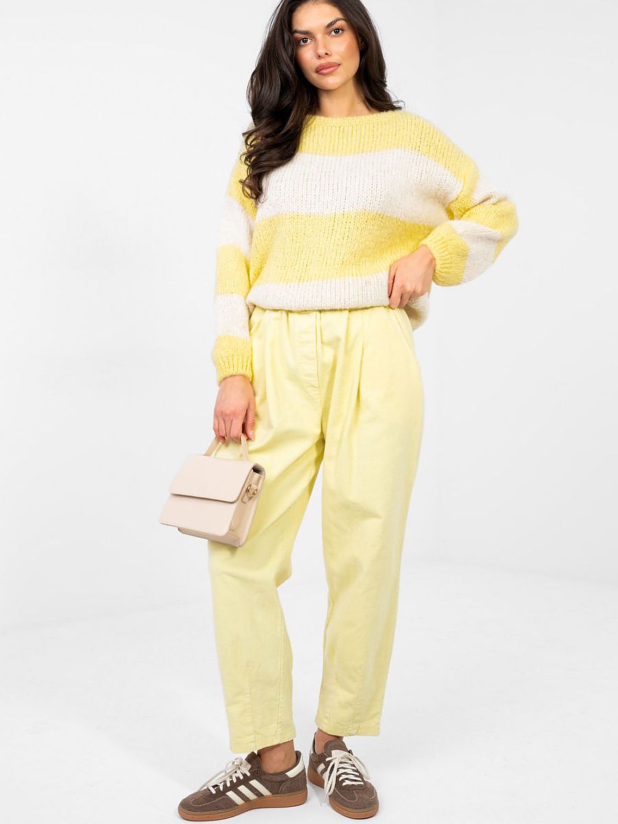 Svetr  model 224389 Italy Moda 