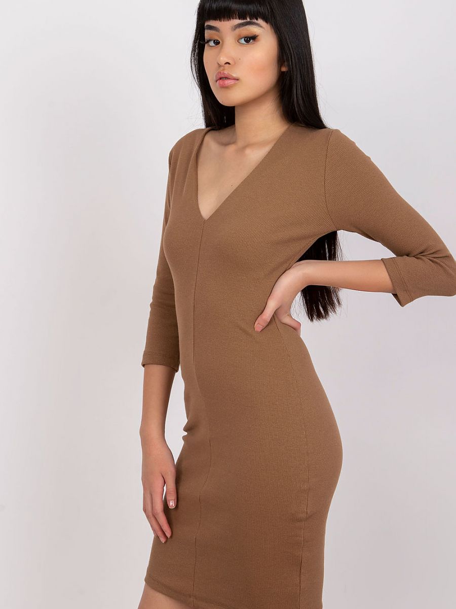 Denní šaty model 169617 Rue Paris 