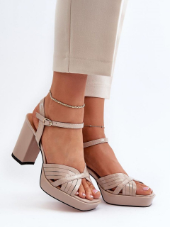 Sandály na podpatku  model 195543 Step in style 