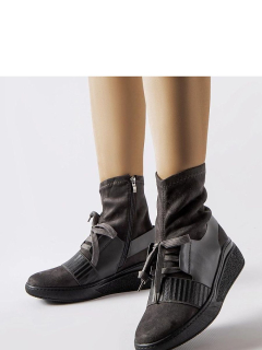 Boty na klínovém podpatku  model 206515 Solea 
