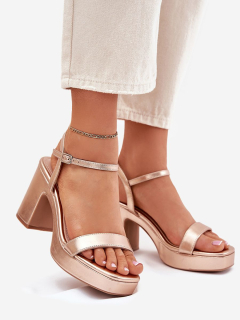 Sandály na podpatku  model 214093 Step in style 