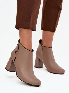 Boty na podpatku model 222520 Step in style