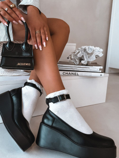 Boty na klínovém podpatku model 224240 Step in style